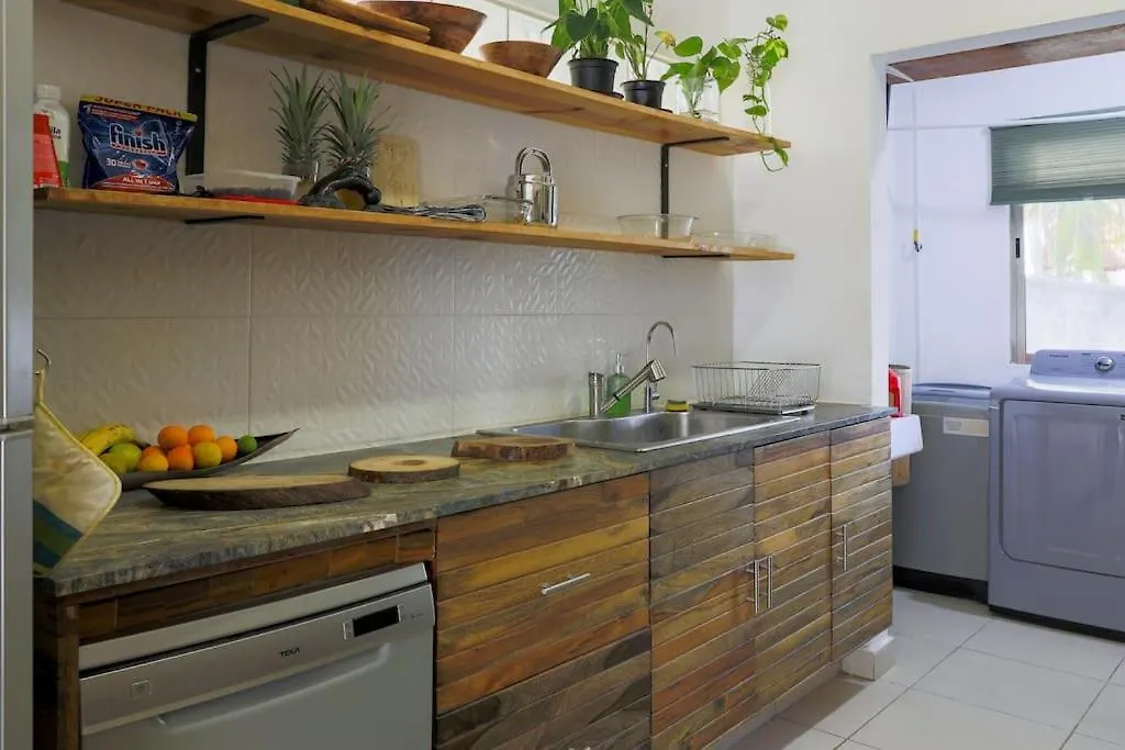 Apartment Lovely 2 Bdrm Condo In Gated Community & Pool View Playa del Carmen